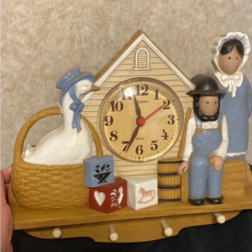Vintage Burwood Amish Kitchen Clock!!!